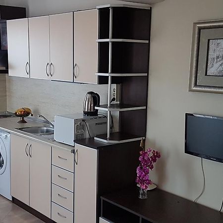 Tashevi Apartments Pomorie Exterior foto