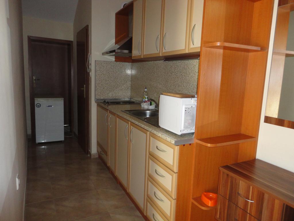 Tashevi Apartments Pomorie Exterior foto