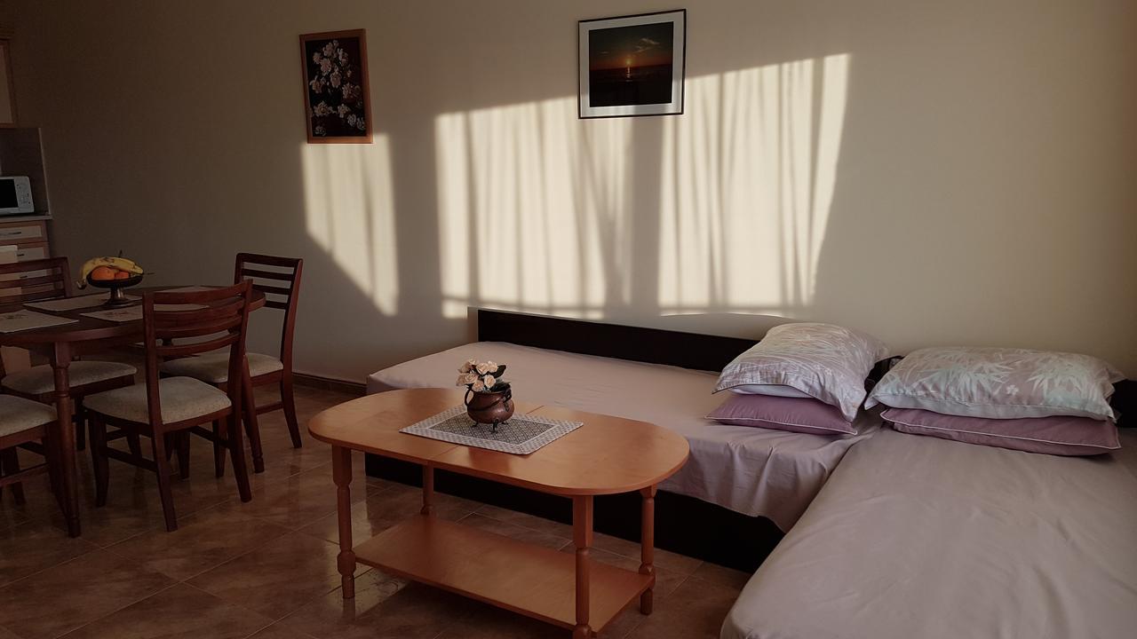 Tashevi Apartments Pomorie Cameră foto