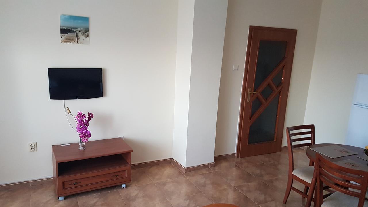 Tashevi Apartments Pomorie Exterior foto